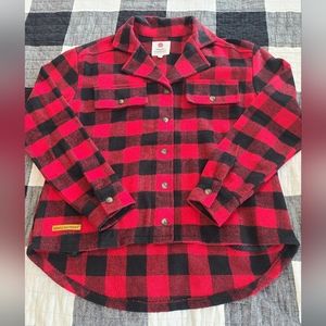 Simply Southern Shacket Size Medium Buffalo Plaid